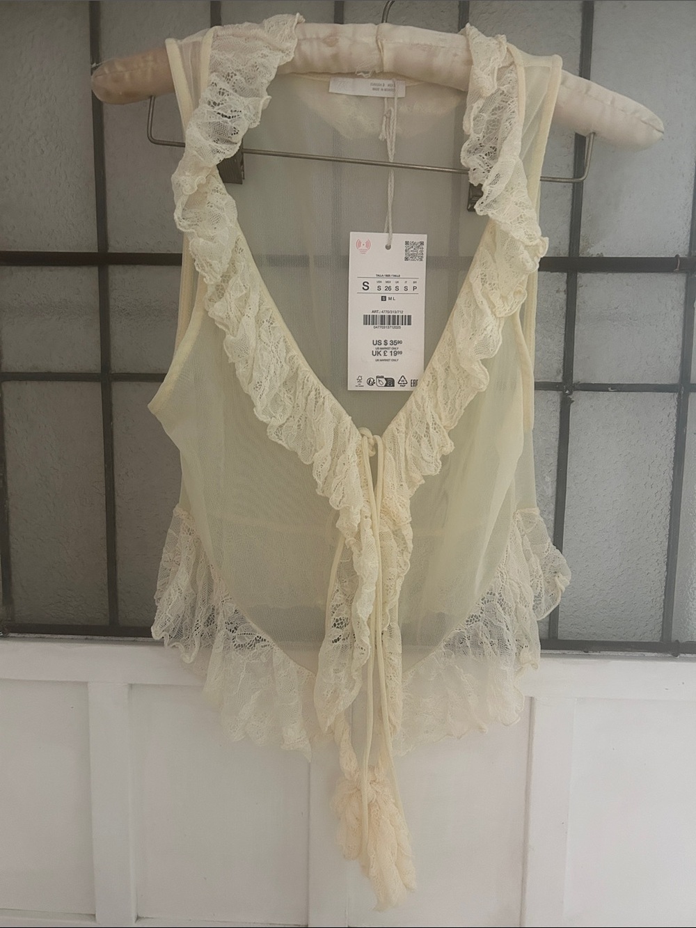Zara yelloish Cream Lace-Trimmed Sheer Camisole